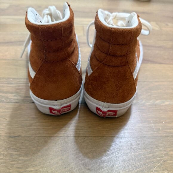 Vans Sk8-Hi Suede Shoe in Brown Pig Suede (NWOT) - Picture 6 of 9